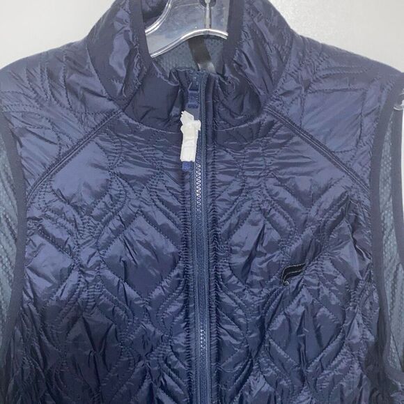 Fabletics Men's Navy The Loft Water Resistant Full Zip Quilted Vest Medium NWT - Picture 3 of 8